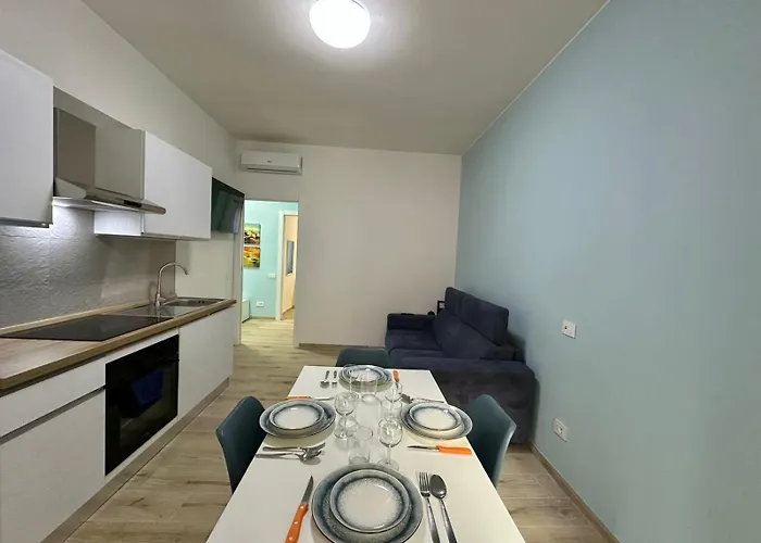 Διαμέρισμα Lucania Azzurra Apartment, Elegante E Confortevole, Con Metro M3 Sotto Casa, Collegamento Diretto A Duomo Di E Stazione Μιλάνο