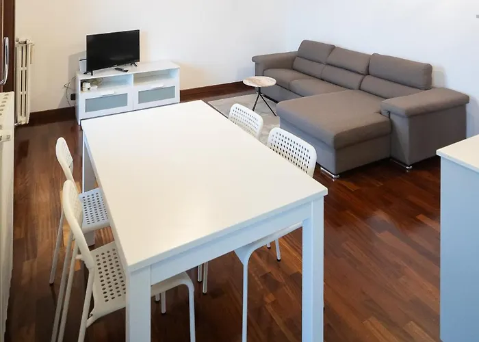 Apartament Sky Garden - Private Garage Mediolan