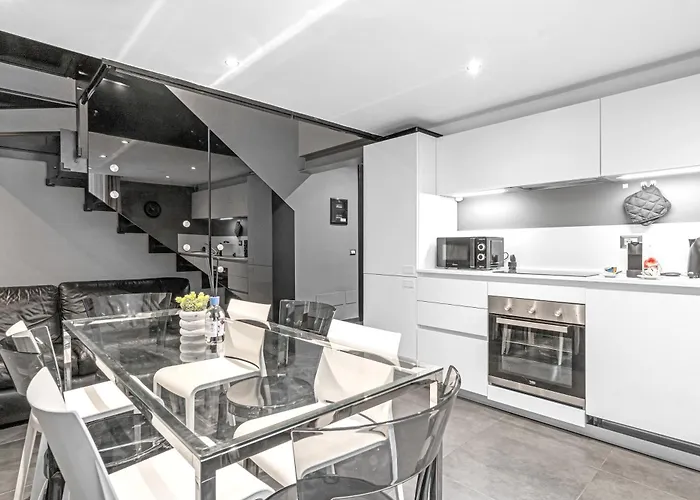 Cadorna Luxury Retreat - Duplex Di Lusso 2 Bagni Apartmán