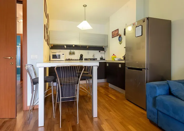 Апартаменты Smart - Near Navigli & Iulm Милан