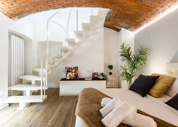 アパート Colonna Lovely Loft - 10 Min Duomo - Buonarroti M1 *