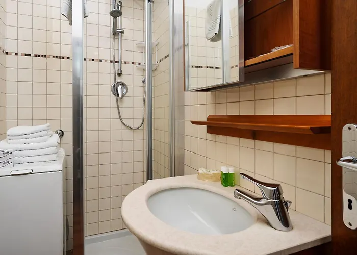 Nuovo - Stazione 50m - 3 Posti Letto *