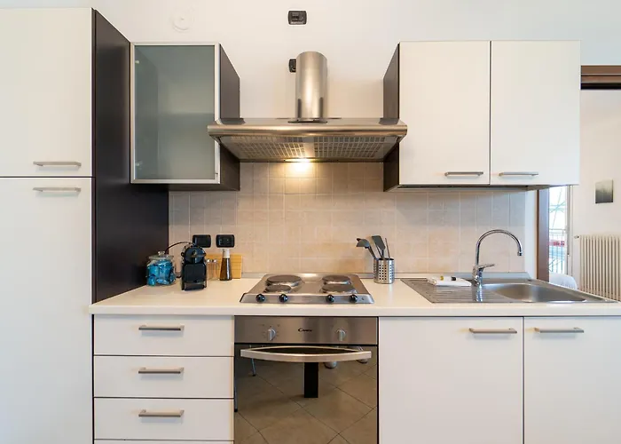 아파트 Moderno Con Garage, Wi-fi, Aria Condizionata E Terrazzo *