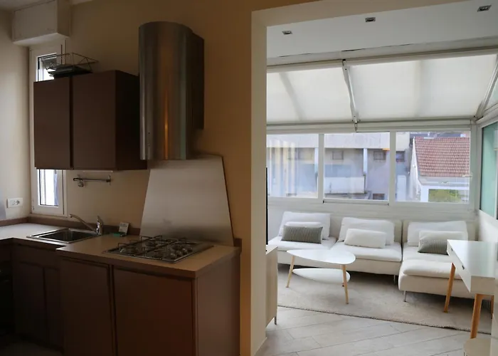 Luminoso In Moscova Con Terrazzo Appartement