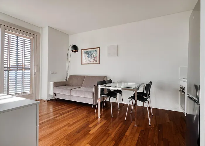 Giaxtower Palestra & Piscina Pure Living 5' Piano *