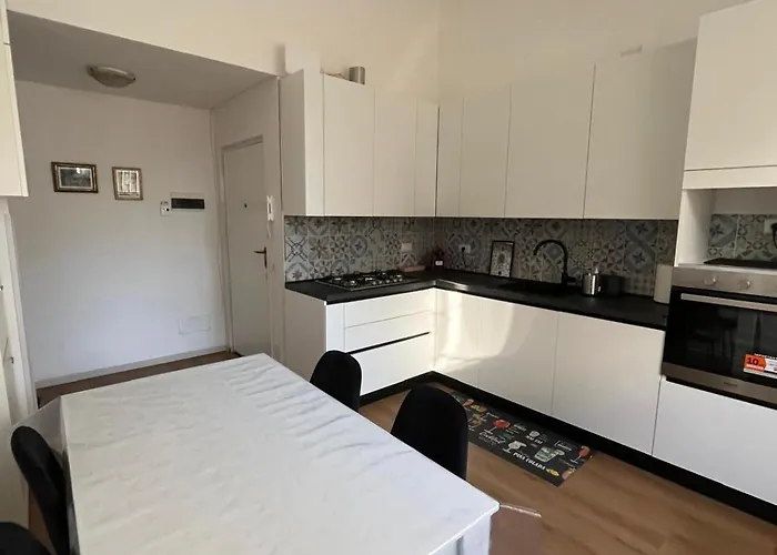 Modern In Dergano *