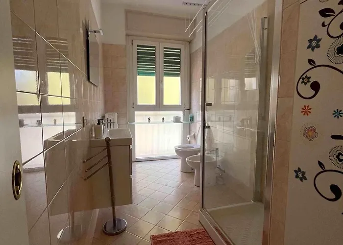 Cozy In Bovisa, Close To Tram Bus And Train