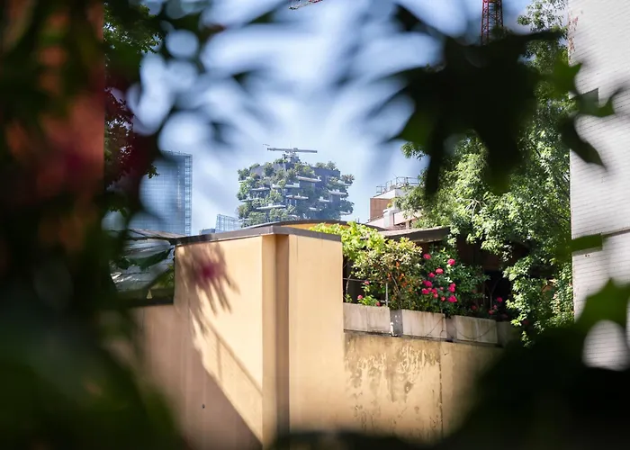 Entire With Patio In The Isola Area Apartment Mailand