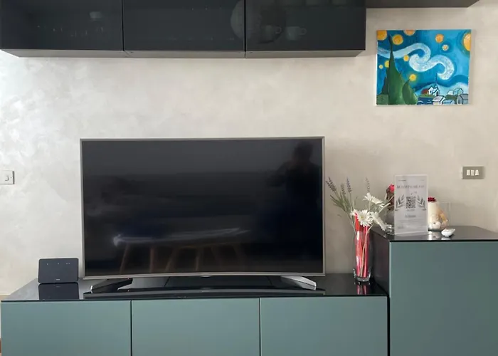 Duo Living, Spacious Comfortable 5 Minutes From Lancetti * ميلان