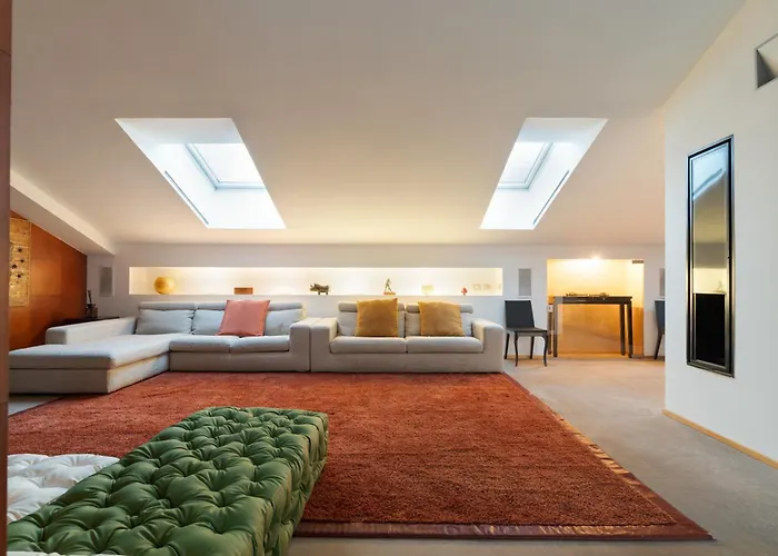 Guesthost - 500sqm Luxury With Spa, Gym, Terrace, Game & Garage شقة *