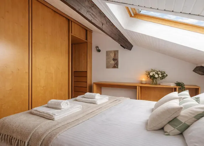 Design In Legno & Atmosfera Calda Bilocale 20m Dai Navigli * Milánó