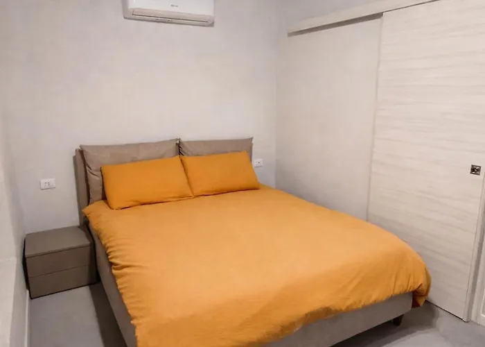 Cozy Oasis On The Navigli Appartement Milaan