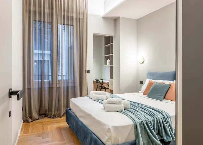 Luxury Modern Near Duomo - Exclusive & Apartmán