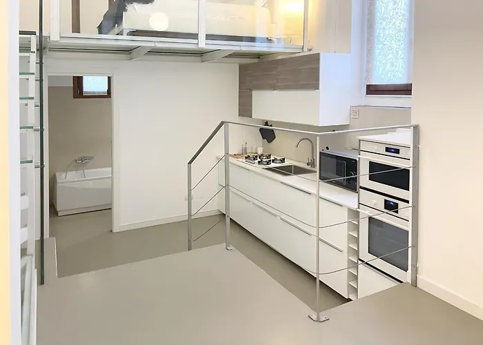 Flatsharing - Collegno 3 Level Loft