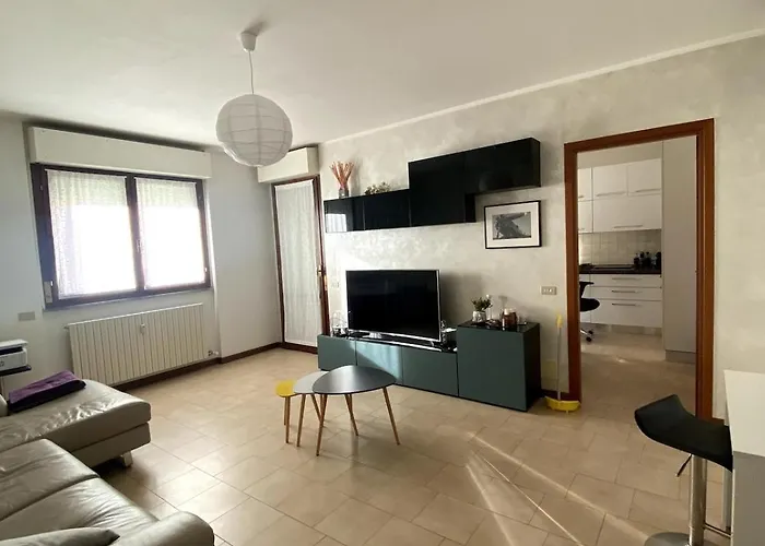 Duo Living, Spacious Comfortable 5 Minutes From Lancetti شقة ميلان