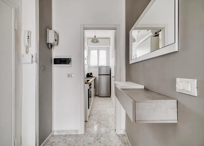 Quiet Modern - Linate Airport