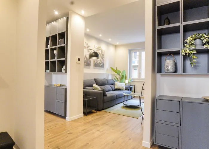 Darsena Contemporary - Spacious 2br A Few Steps From Centre Milán