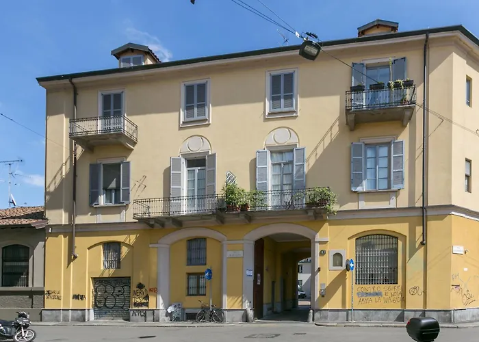 아파트 Navigli - Via Mortara 17 *