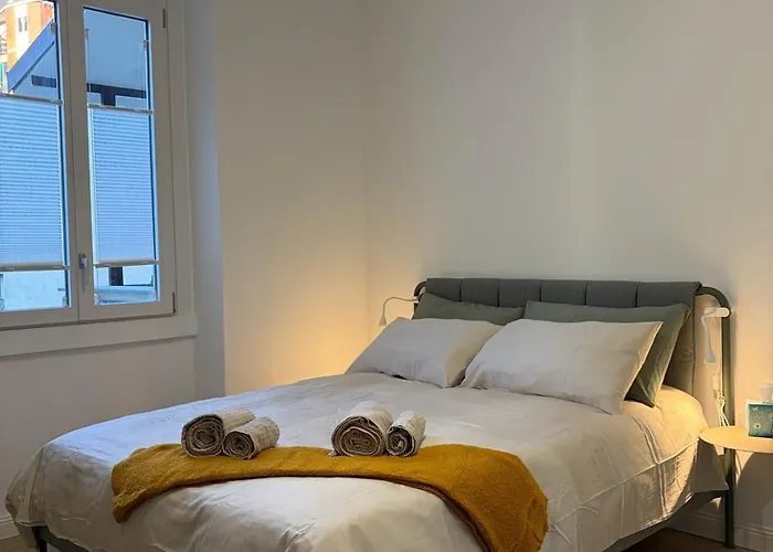 Premium Duomo Metro1, Comolake Trains11 Daire *