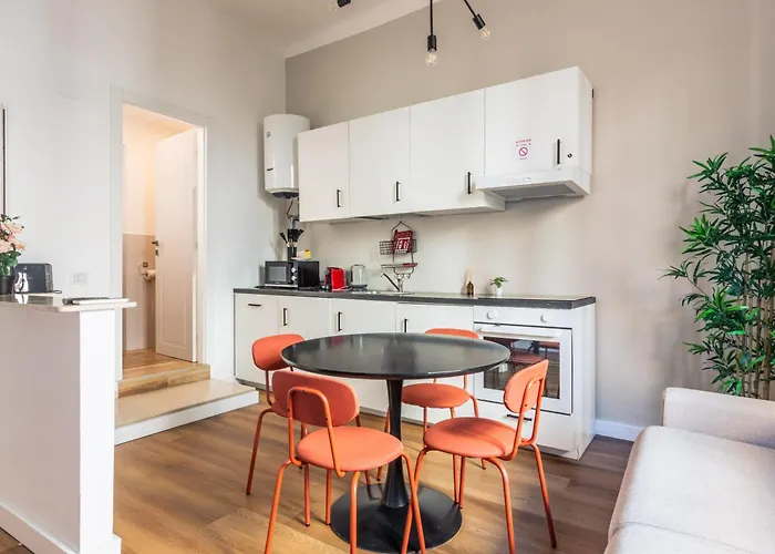 Apartment Citylife, Metro A 3 Min, 4 Posti, Comfort Wi-fi Milan