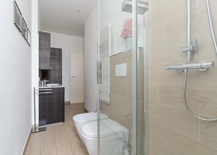 Guesthost - Stylish In Porta Romana Milano