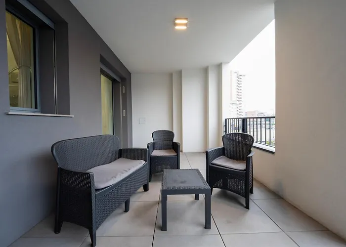 Apartamento Theorema - A Pochi Minuti Dalla Metro Sondrio