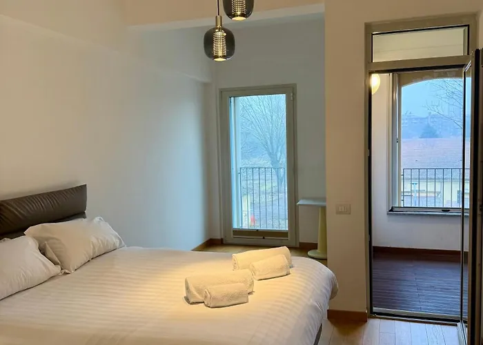 Luro - Suzzani 98 Daire Milano