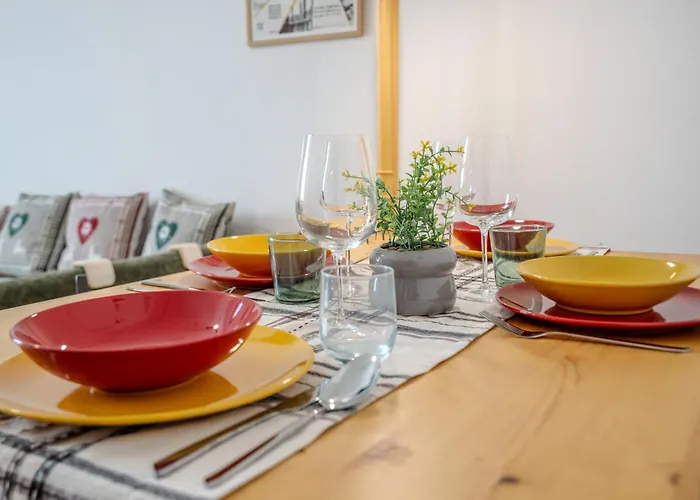 Apartment Guesthost - Relaxing Wooden Mailand