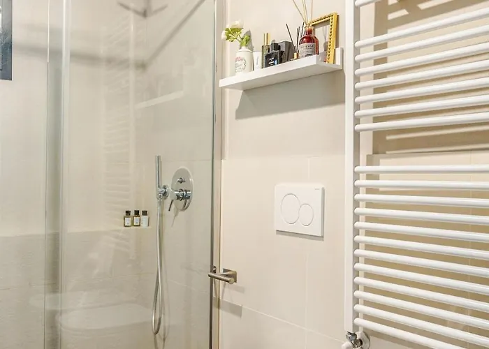 Industrial-chic In The Heart Of Isola Milan