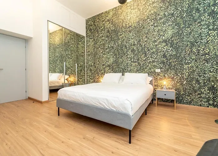 The Artist's Nest - On The Navigli