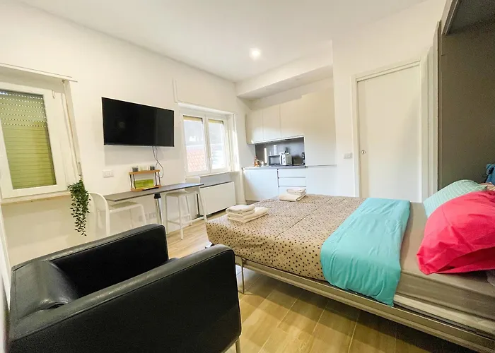 Olimpic Village Club 6 Apartman Milánó