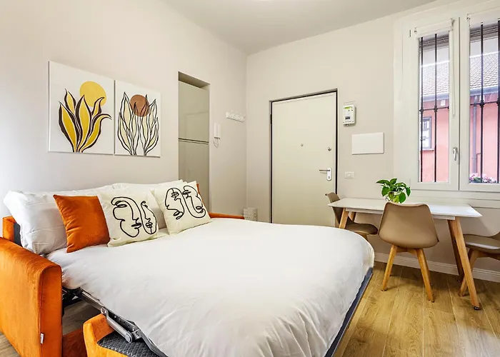 One Bedroom On Carlo Imbonati *