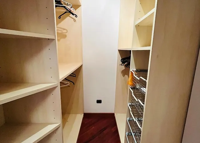 Viale Monza 196 - Velo * Milan