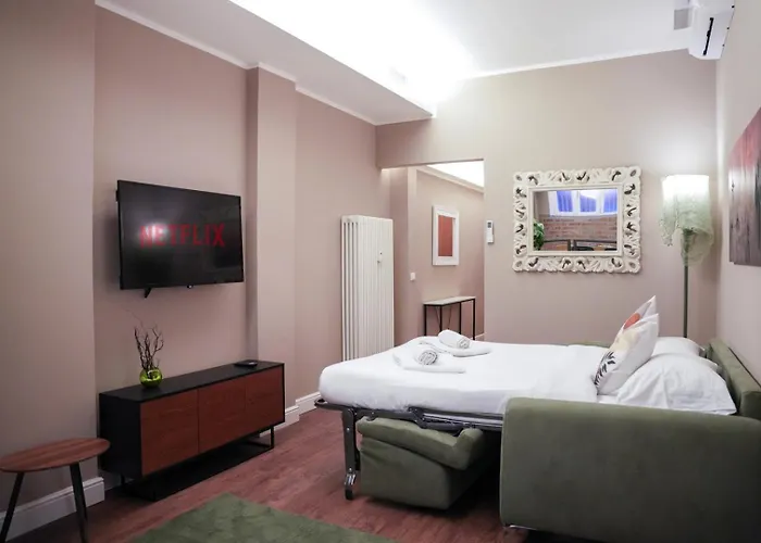 1metro Gambara-duomo & Navigli-ac-self Check In *