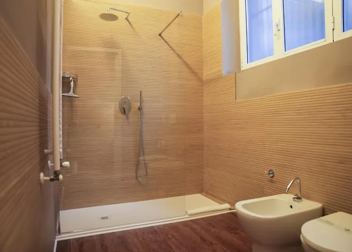 1metro Gambara-duomo & Navigli-ac-self Check In *