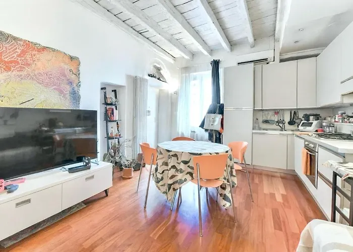 Nolo - Floor Bright - Metro Pasteur * ミラノ