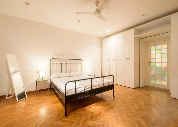 Via Piero Della Francesca 38