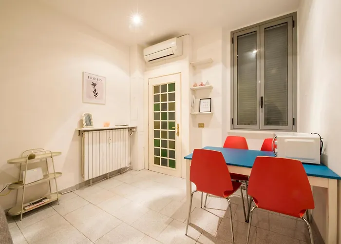 Via Piero Della Francesca 38