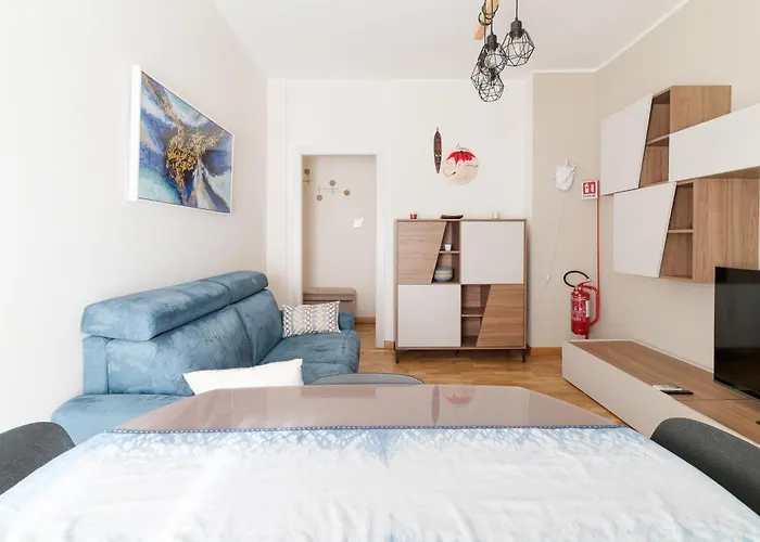 Lägenhet Guesthost - Stylish Flat In Navigli District *
