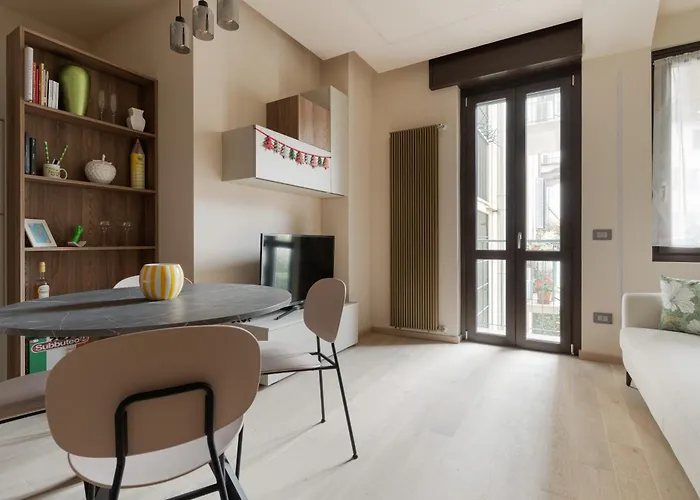 Guesthost - Bullona * Milán