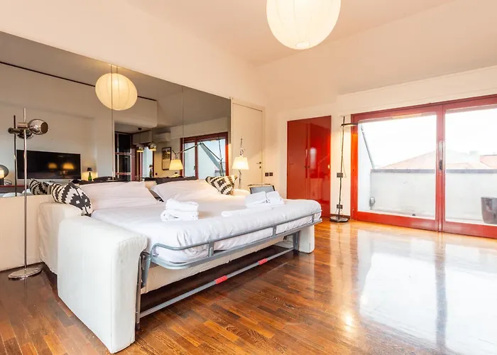 Chic Floor In