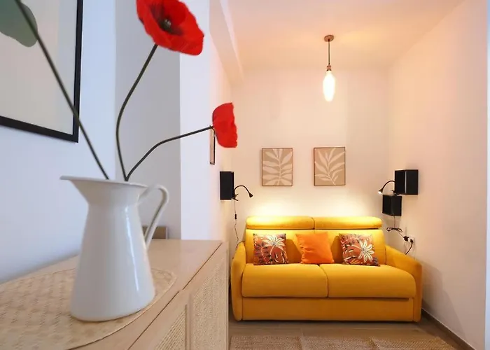 Lejlighed Delizioso Monolocale Adiacenza Isola *