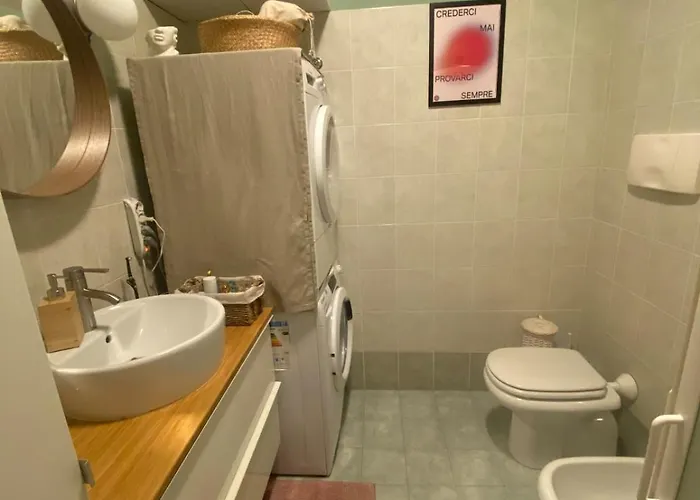 Sentirsi A Casa * Milan