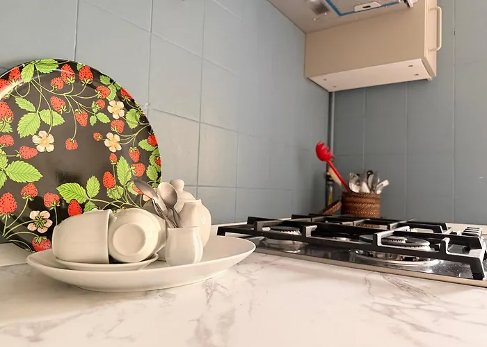 San Vincenzo, 18 * Milán