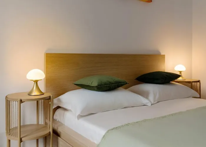 Modern In Isola-garibaldi アパート *