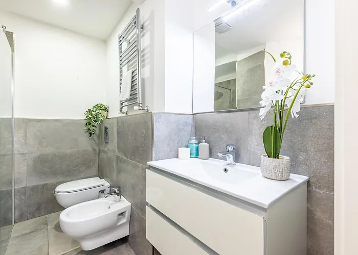 アパート Colonna Lovely Loft - 10 Min Duomo - Buonarroti M1 ミラノ