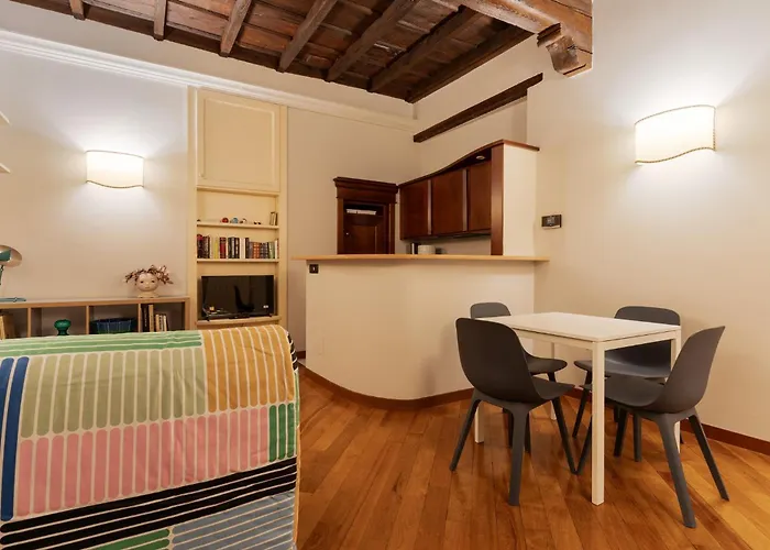 Lägenhet Guesthost - Comfy Flat Near Ospedale Policlinico *