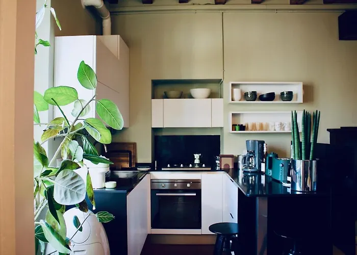 Tortona-navigli Via Forcella *