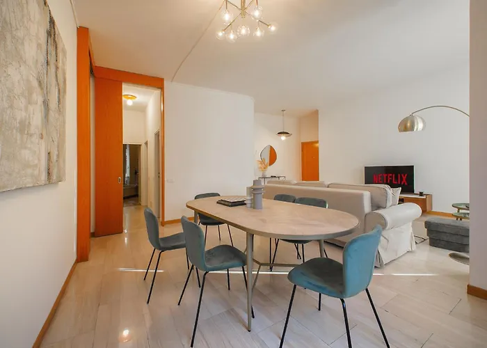 Santa Sofia M4 Chic - Center *