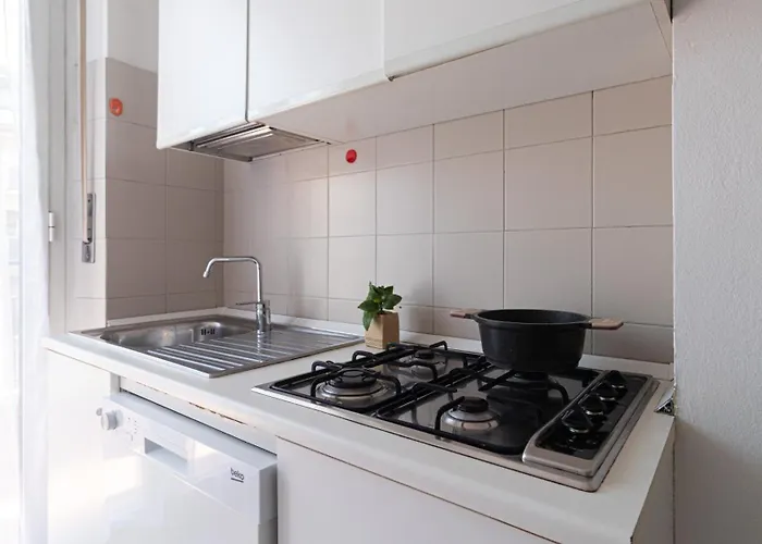 Lägenhet Italianway Comfort - Negroli 11 *